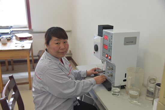 重山工匠  魯中水泥化驗室化學(xué)分析工  李豐云